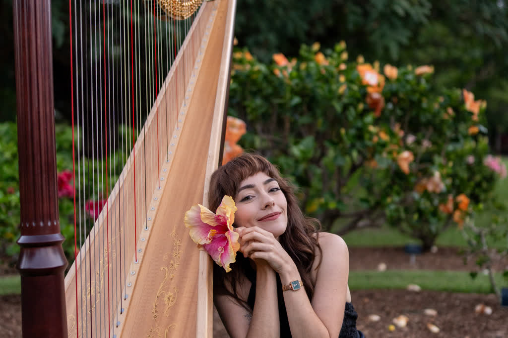Janita Billingham - Harpist