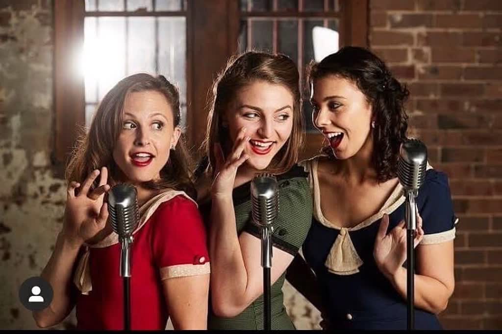 The Radioettes: Vintage Harmony Trio