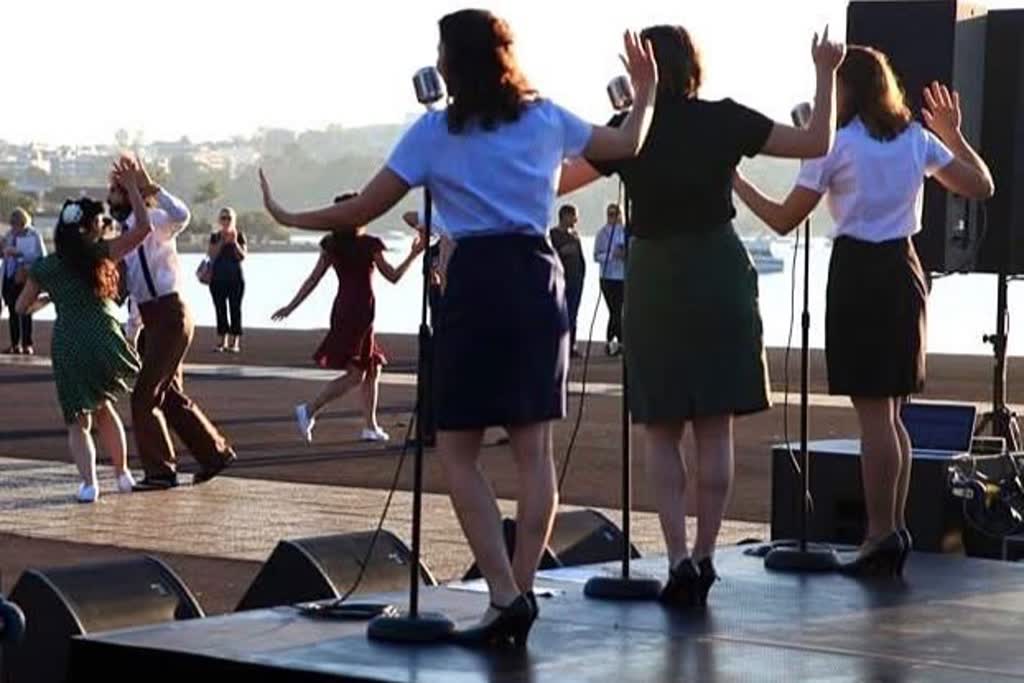 The Radioettes: Vintage Harmony Trio